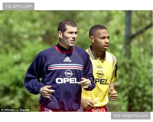 克莱枫丹青训营调整课程，增加“现代边路球员”专项培养模块