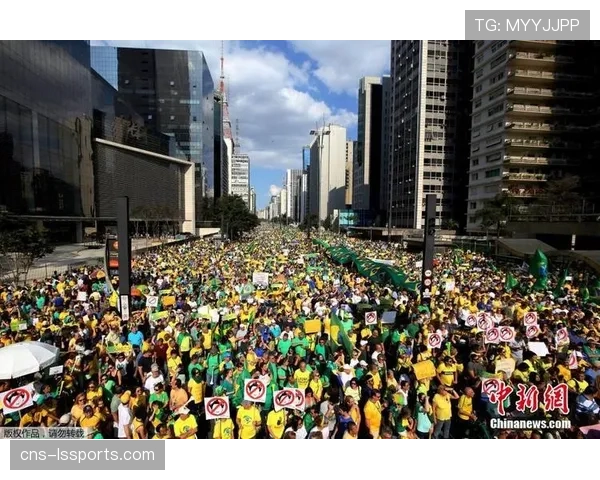 法国球迷组织计划在四月多个主场发起抗议，反对潜在的高价付费流媒体套餐